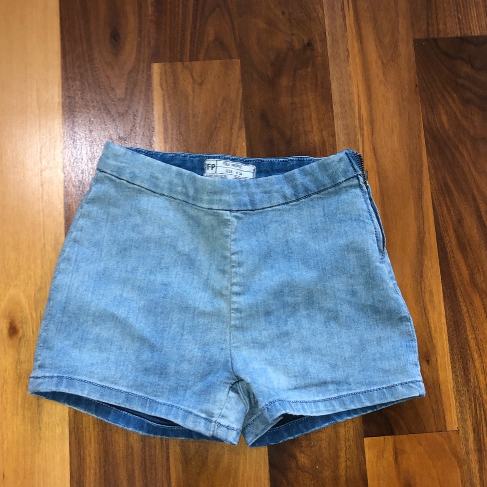 Free People denim shorts size 24 with size zipper